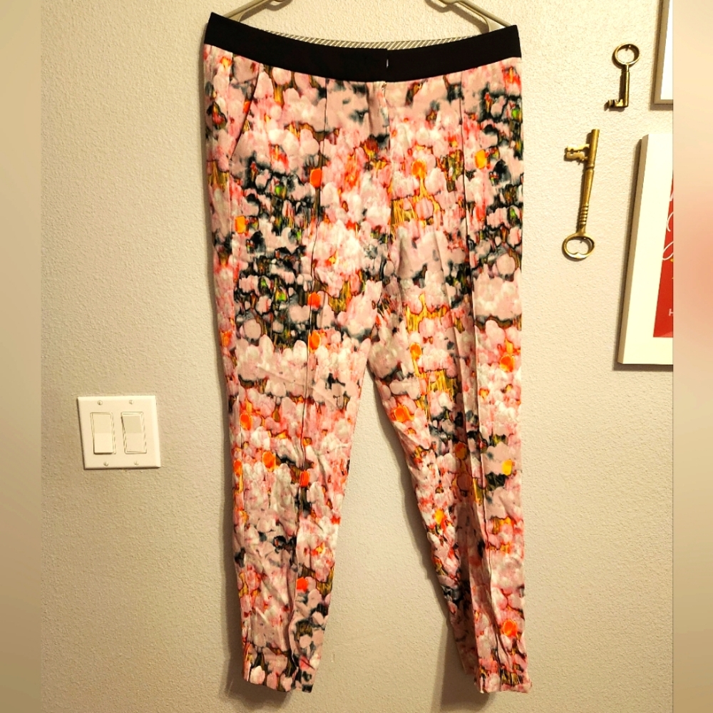 Luisa Cerano Floral Pants Womens Size 8 Pink Stretch Pockets Zip Close Casual